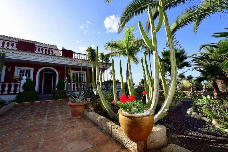 Foto b6738776-3374-4c7b-98fd-378d6b2f5d8c. Chalet con parcheggio in Callao Salvaje - Playa Paraíso Adeje