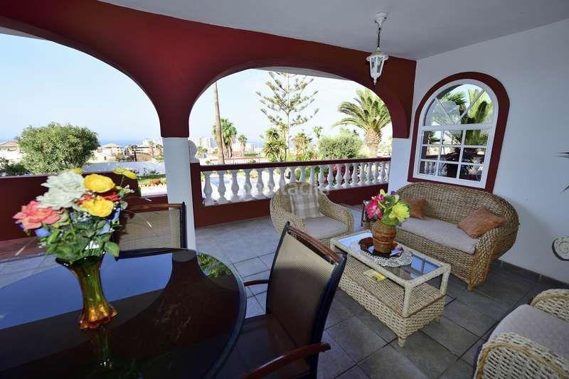 Foto b7255dbf-ddcf-4d52-9ca2-a518f16d5243. Chalet con parcheggio in Callao Salvaje - Playa Paraíso Adeje