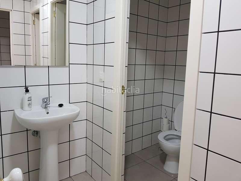 Foto 0de94c71-0001-4184-8147-f3ca27b9c921. Local commercial dans Los Cristianos Arona