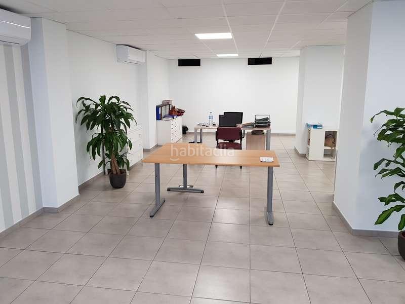 Foto 76cf6424-459d-4b07-8eeb-46949ef6b8c0. Local commercial dans Los Cristianos Arona