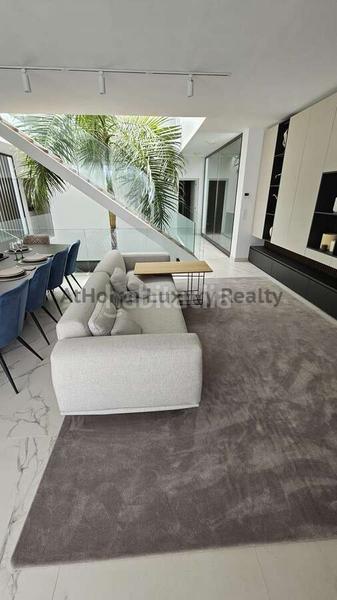 Foto f1d7ab12-33f5-4ee7-97c0-1fb4a31fc3ed. Chalet avec parking piscine dans Casco Urbano Adeje