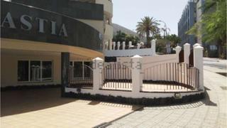 Local Comercial  N/a. Local los centro de los cristianos, apto para ric