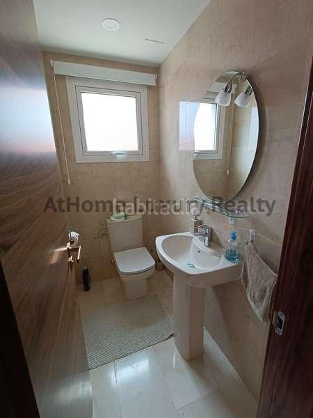 Foto 455b2eda-7b05-445b-9dac-ee35bddc6ca4. Chalet bajada de preció.villa en el madroñal recién reformada,3 habdespacho, piscina privada. enfrente del colegio internacional costa ad en Adeje