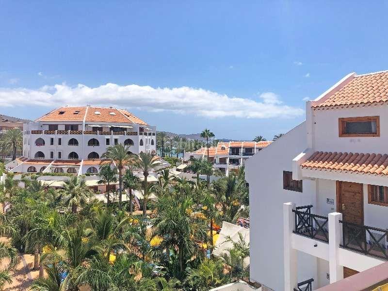Foto 53add8d7-b8dc-49c8-847f-bda5b702a6f4. Duplex avec piscine dans Playa de las Américas Arona