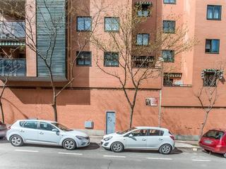 Local Comercial en Calle los Nardos 137