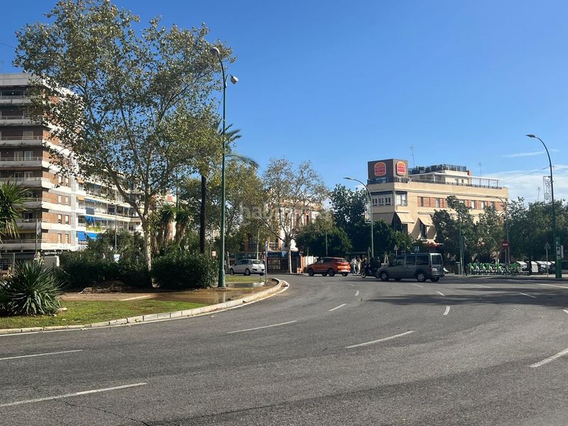 Foto 57259f53-f8f1-4c22-953d-1901c26909f5. Pis a Barrio del Nervión Sevilla