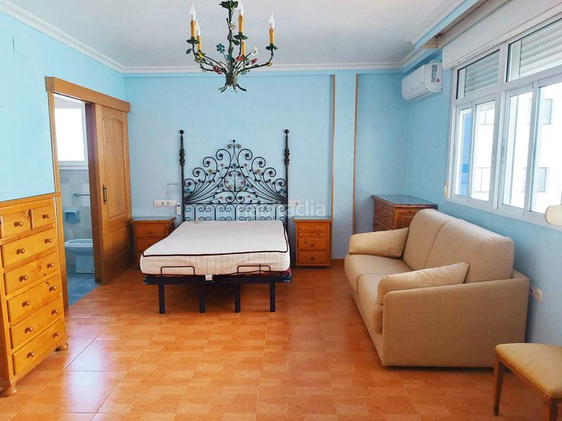 Foto 98182e65-5d8e-498a-9c3e-a424e93ec35e. Pis a Ciudad Jardín Sevilla