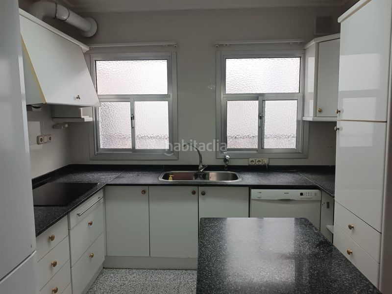 Foto c1325fd5-6a65-484c-8393-c4ee5476d906. Pis a Ciudad Jardín Sevilla