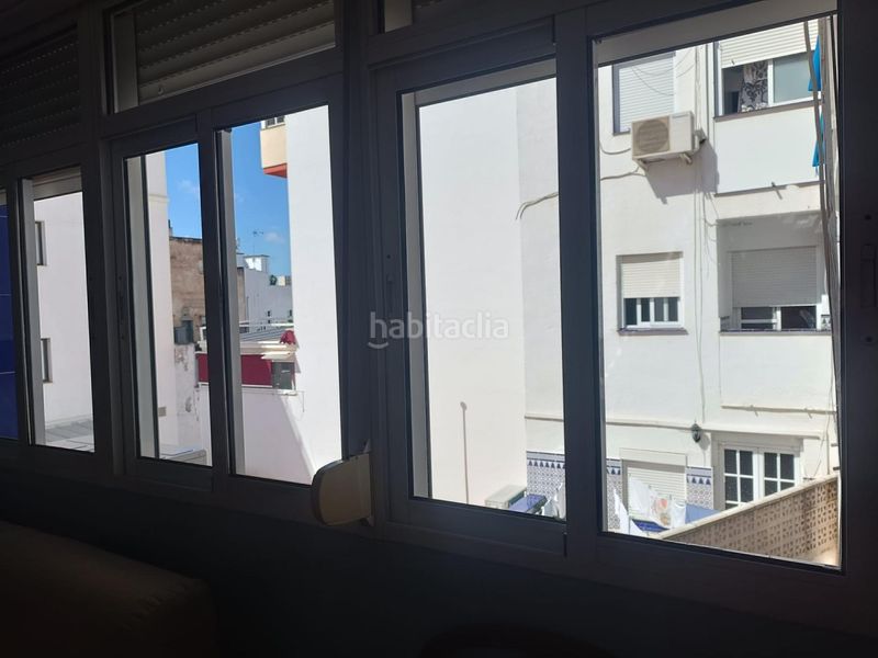 Foto f700eb5a-c533-4440-a0b5-85413a29eecb. Pis a Ciudad Jardín Sevilla