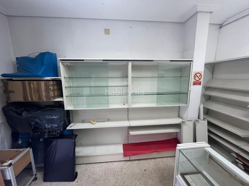 Foto 2f75802f-6ad2-4a0f-a8fa-ec8d4796a77f. Local comercial a La Oliva Sevilla