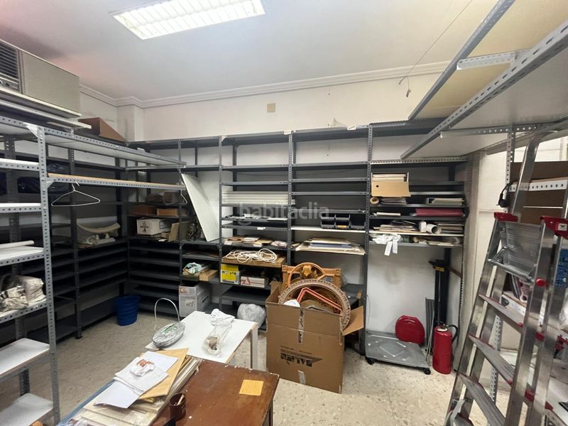 Foto 6d09f0b9-b13f-400a-8a13-5353a0f9f724. Local comercial a La Oliva Sevilla