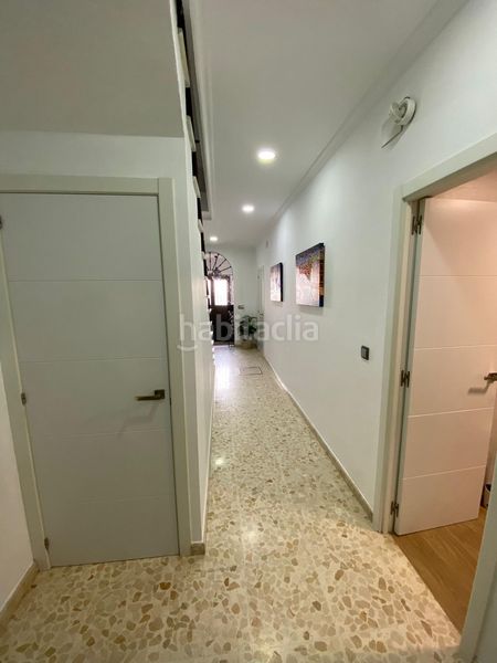 Foto a5ef737b-9da8-4f01-ac7b-ff16d00fbeef. Casa amb aparcament a El Cerro Sevilla