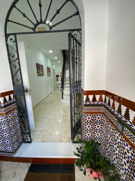 Foto a8b8c689-1874-4d58-96fa-cae878628779. Casa amb aparcament a El Cerro Sevilla