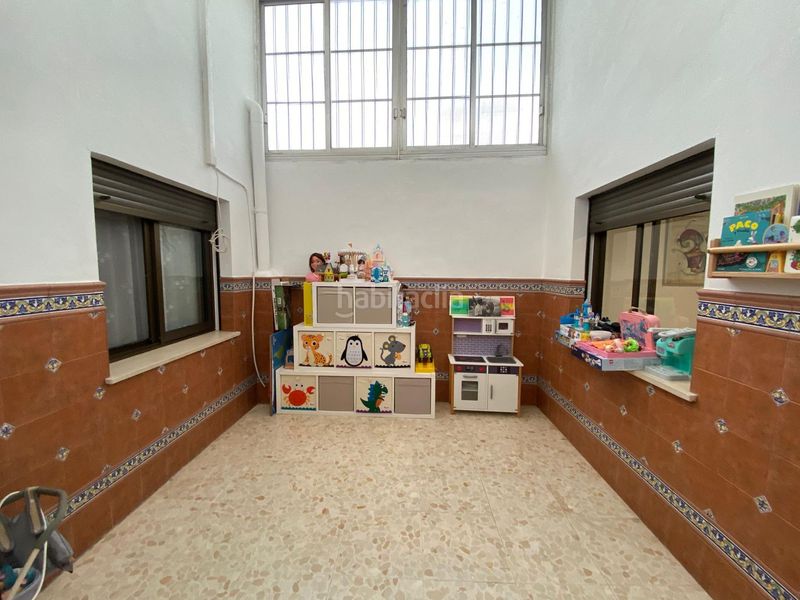 Foto f3e4979f-3e78-484e-96a3-dad9af610ae6. Casa amb aparcament a El Cerro Sevilla