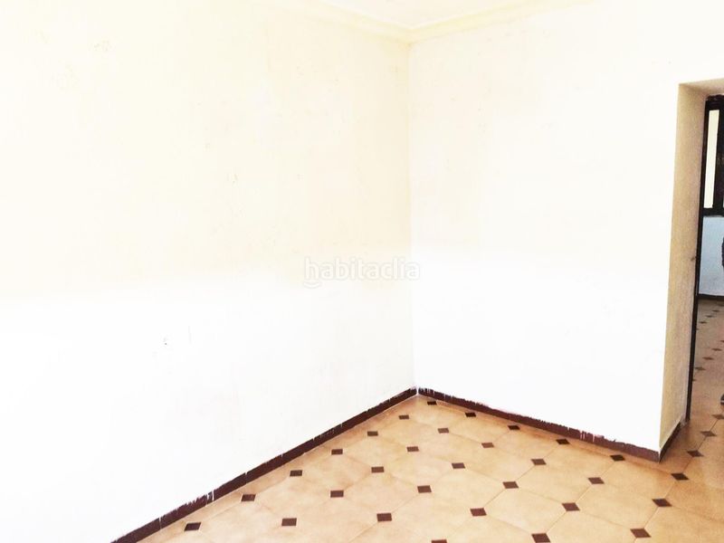 Foto d9c3ac92-3ef4-458a-84a9-69f4dc6927c3. Pis amb aparcament a Isla Chica Huelva