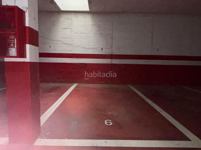 Foto b72a8ed9-9fd6-4121-9a85-e2ae8108623c. Aparcament cotxe a Ciudad Jardín Sevilla