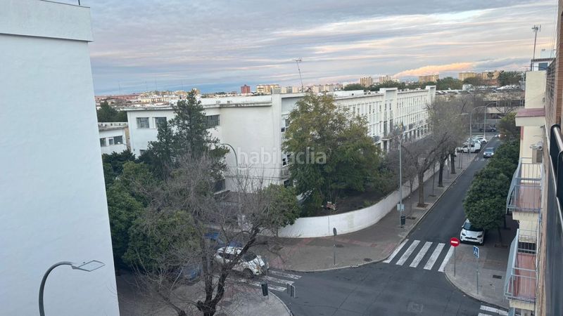Foto da0155d9-0be1-4619-ba28-893ebb64bd0d. Lloguer pis a Ciudad Jardín Sevilla
