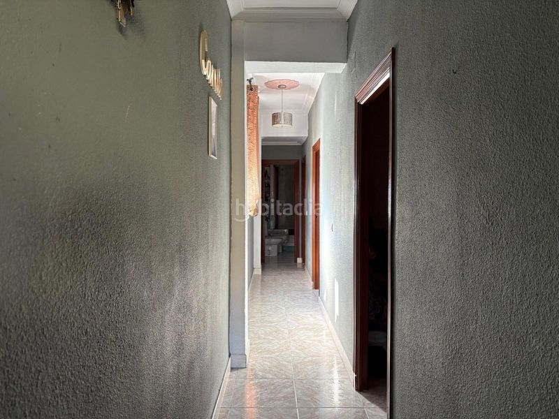 Foto adcad79b-1d7f-4e6f-a2bc-d8913cc55919. Pis a Juan XXIII - Rochelambert Sevilla