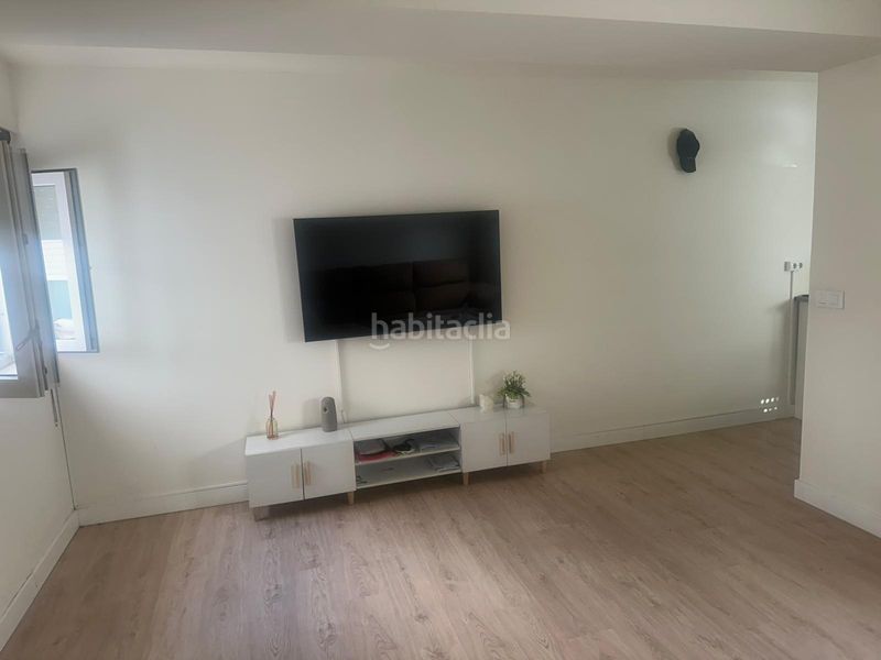 Foto ad79341f-3f5f-48e3-8864-a9c8455a1408. Pis a Bellavista Sevilla