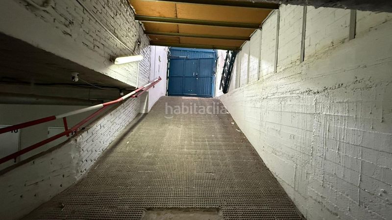 Foto 01cf2e6e-59a5-48f6-b385-f22d99e7e1d8. Local comercial a El Cerro Sevilla