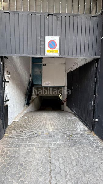 Foto f6b09ec7-f021-4785-9775-4c9460566e0e. Local comercial a El Cerro Sevilla