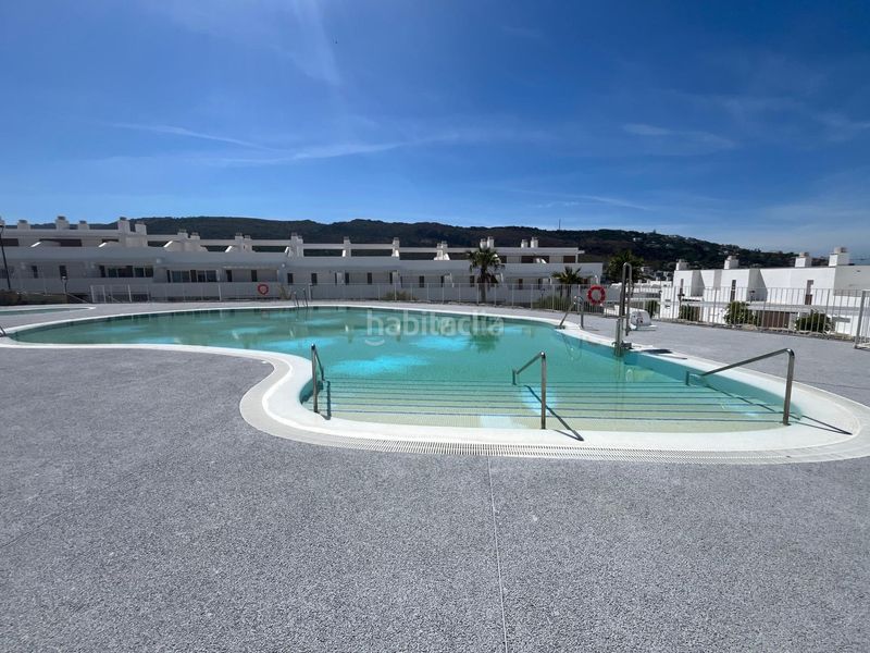 Foto e0dd2420-82ab-452b-a2cd-88d64320f1ab. Apartament amb aparcament piscina a Barbate Barbate
