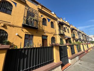 Miete Haus  Avenida ramon y cajal. Se alquila casa para 3 chicas