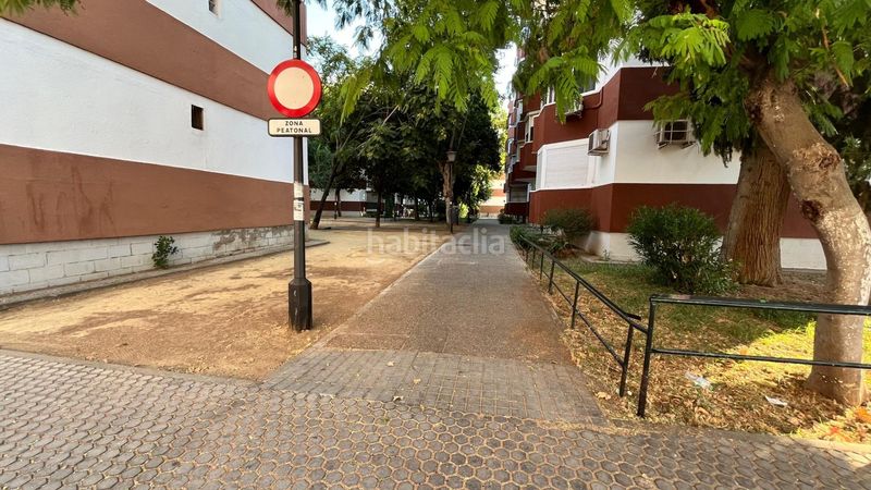 Foto 9b31a306-9ff2-428a-ba59-b773c979c6cf. Piso cuarta planta sin ascensor en bda. La Oliva en Sevilla