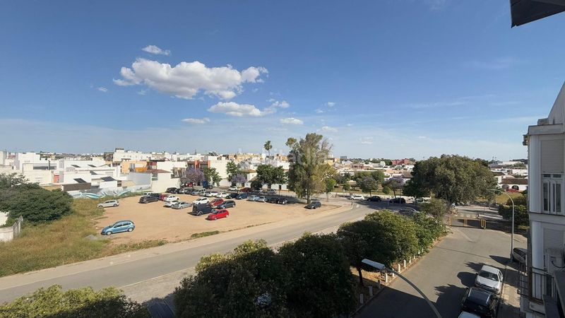 Foto 4f323dd2-45a8-4204-988e-1bccd53e5e71. Pis a Bellavista Sevilla
