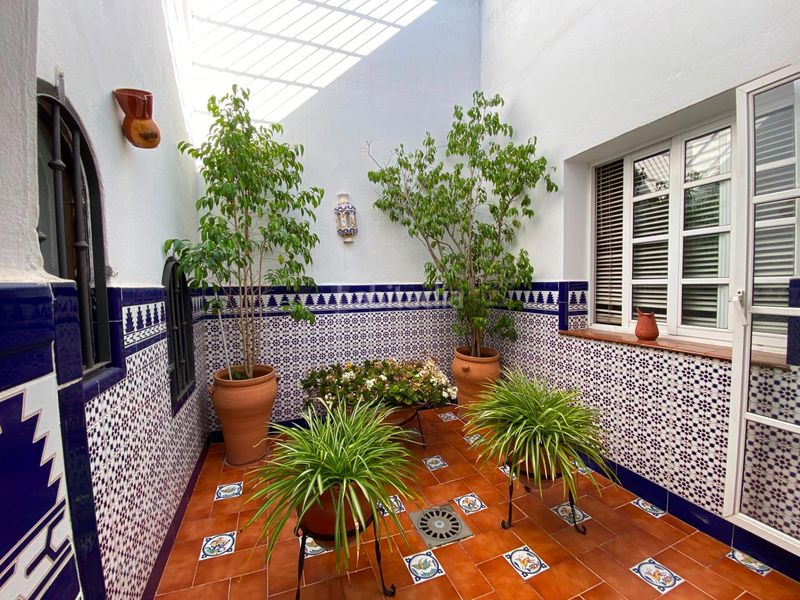 Foto b6ac90cc-9398-4e37-9d71-334d2e724aba. Casa amb calefacció a El Cerro Sevilla