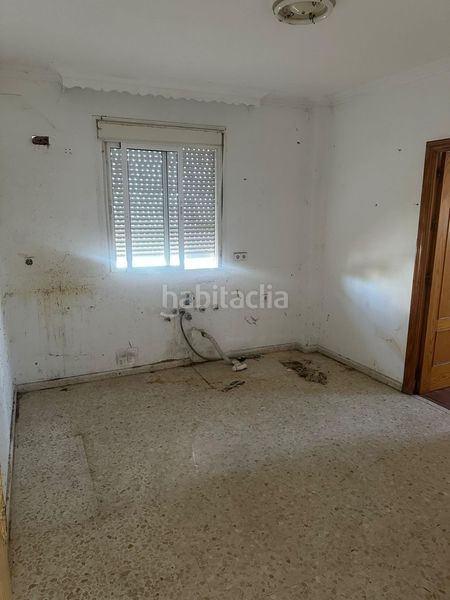 Foto 0530a9eb-78de-4955-8259-02a16e13889f. Casa amb aparcament piscina a Arco Norte - Avda España Dos Hermanas