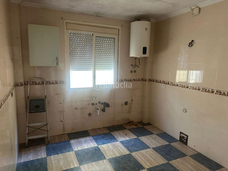 Foto 841885a4-f3a8-49a8-bbdf-364f83e65018. Casa amb aparcament piscina a Arco Norte - Avda España Dos Hermanas