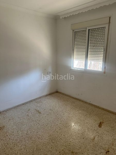 Foto b3e394b3-341f-4fc3-85e3-74da5a234bc2. Casa amb aparcament piscina a Arco Norte - Avda España Dos Hermanas