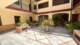 Pis  Calle san vicente. Vivienda a la venta en pleno centro de sevilla