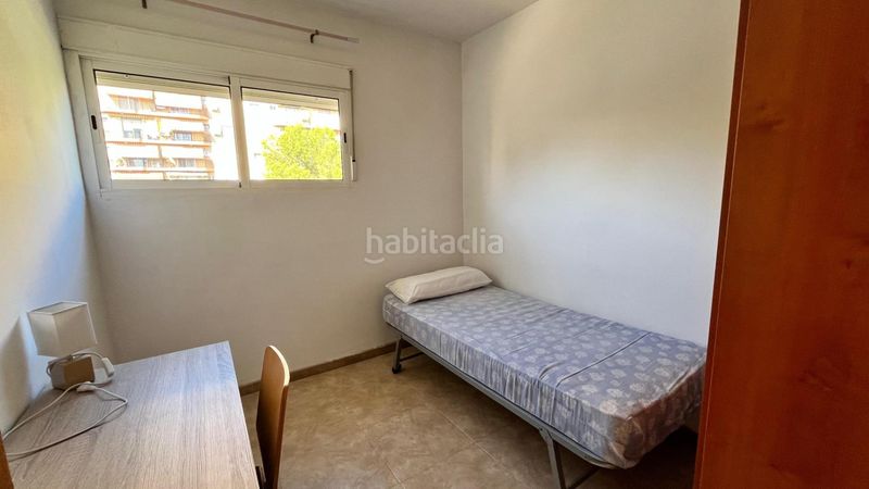 Foto 4551ad57-45c3-439e-817a-735dc2278eba. Rent flat in El Plantinar - Avda. La Paz - El Juncal Sevilla