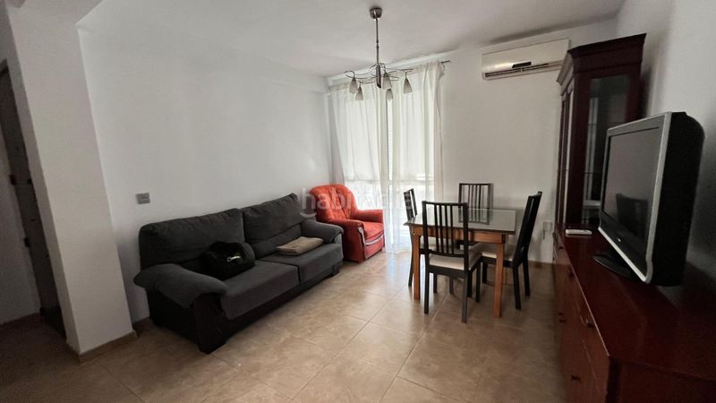 Foto 4da08284-906b-40d5-8fdc-377acc9921d9. Rent flat in El Plantinar - Avda. La Paz - El Juncal Sevilla