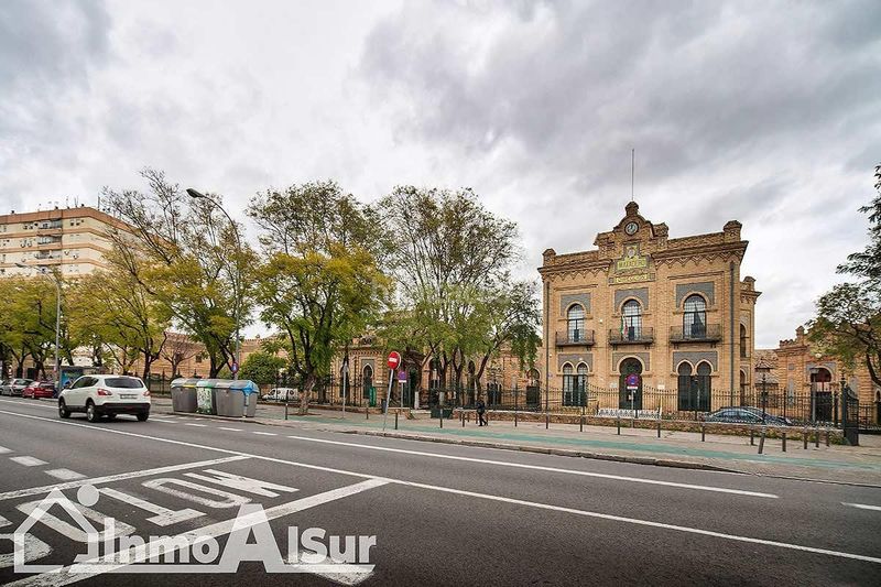 Foto edaaabad-f903-42c5-9fac-e98540c4f1d5. Pis a El Plantinar - Avda. La Paz - El Juncal Sevilla