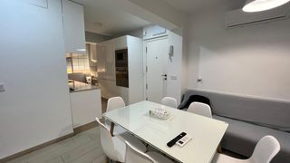 Location Appartement  Mejorana. Habitaciones en alquiler para chicas estudiantes