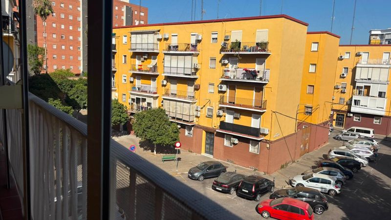 Foto 543e5f2b-5897-4754-a13c-7a79f17e84d7. Pis a El Plantinar - Avda. La Paz - El Juncal Sevilla