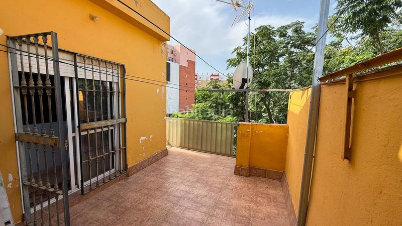 Foto 86c20adb-7965-4866-9225-9fcd67c8fec3. Casa amb calefacció a Sta. Aurelia - Cantábrico - Atlàntico - La Romería Sevilla