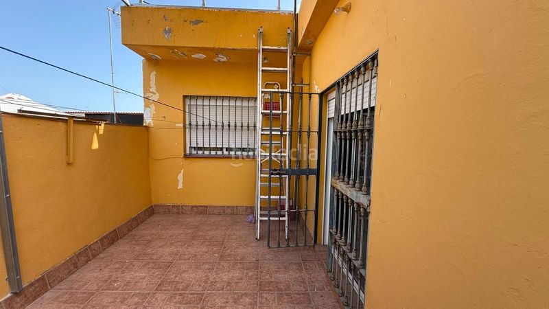 Foto a68d3e27-18f4-4720-a5f2-02220f6cfaf0. Casa amb calefacció a Sta. Aurelia - Cantábrico - Atlàntico - La Romería Sevilla