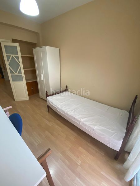 Foto 1ef5add6-e064-493f-882f-5511d2d7bd23. Lloguer pis a Bami - La Estrella Sevilla
