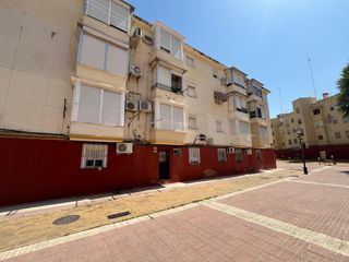 Rent Flat  Calle manuel gonzalez fernandez. Se alquila piso para estudiantes