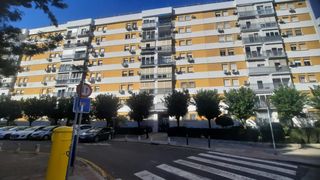 Lloguer Pis  Calle urbion. Se aqluila piso para chicas