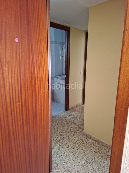 Foto 13f346da-9592-4498-9bdb-e0a34465ecd7. Rent flat in El Plantinar - Avda. La Paz - El Juncal Sevilla