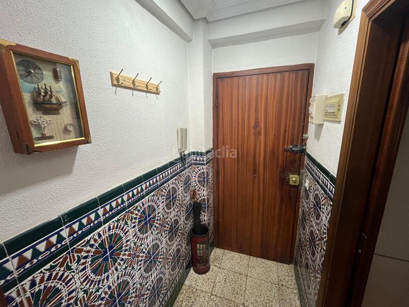 Foto 4d0d6fbf-20da-4702-8dec-2c6640f67c63. Lloguer pis a La Oliva Sevilla