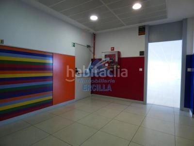 Foto e762c5a7-3f3a-45a0-abfe-addd5157d534. Oficina amb aparcament a Erandio