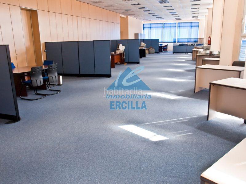 Foto feba17f4-a75f-45a9-8c81-3d4d16a86a4b. Oficina  disponible con excelentes instalaciones en Basauri