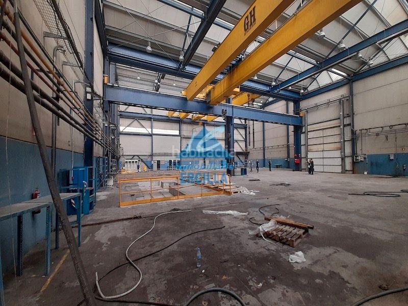 Foto 12d2fc3f-f05f-4603-ae80-92c7ab2eabbf. Capannone industriale in Abanto y Ciérvana / Abanto Zierbena