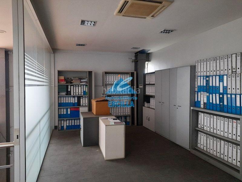 Foto 3d18f15a-e078-46a0-91be-fa82585ca362. Capannone industriale in Abanto y Ciérvana / Abanto Zierbena